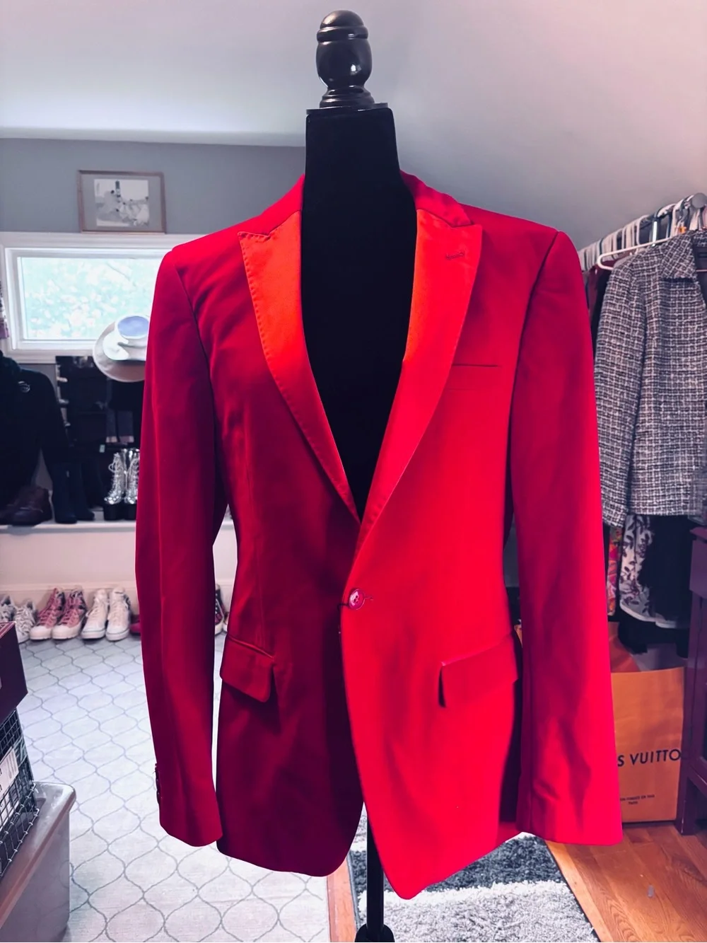 NWT Suslo Couture Red Velvet Satin Shawl Lapel Slim Fit Dinner Jacket | M/40
